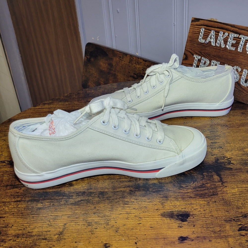 Vintage Tommy Hilfiger White canvas Sneakers women 8.5 - Picture 2 of 11